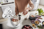 Classic Series 4.5 Quart Tilt-Head Stand Mixer K45SS, White - Image 5